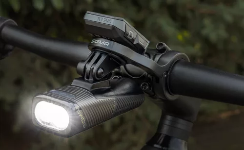 Lámpa Kerékpárra Sigma Buster 1100 Első Usb